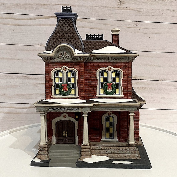 DEPARTMENT 56 - Architectural Antiques -Heritage Village - Christmas in the City - Picture 1 of 10